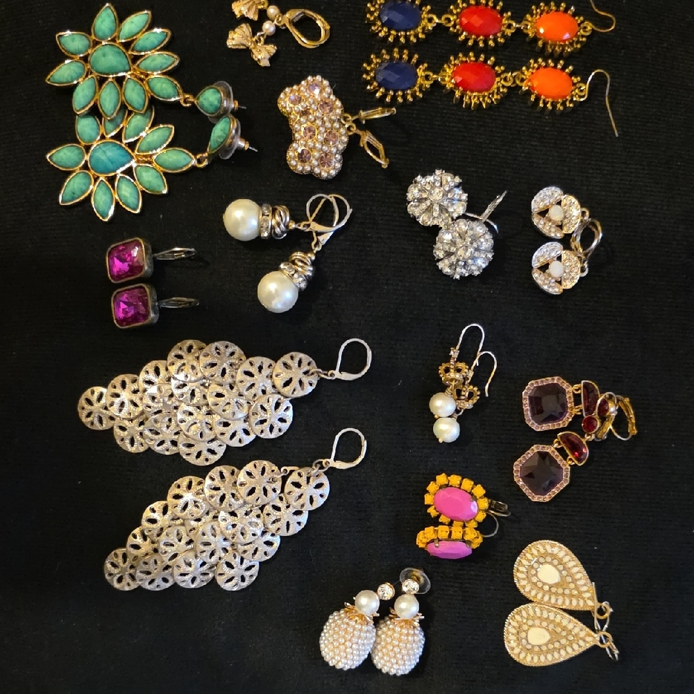 Elegant Gold and Silver Earrings Set